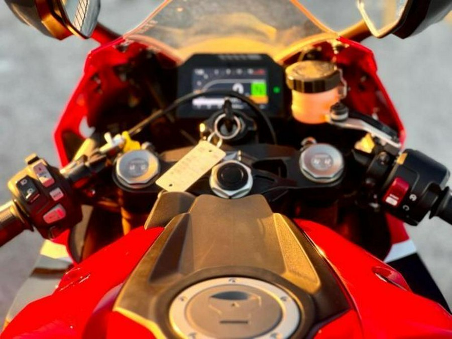 2017 Honda® CBR1000RRH