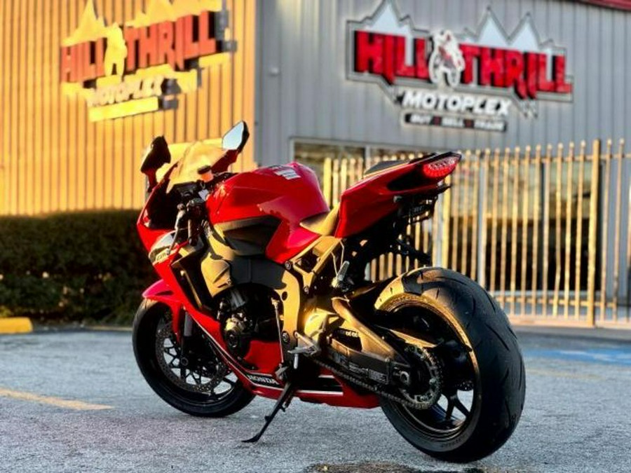 2017 Honda® CBR1000RRH