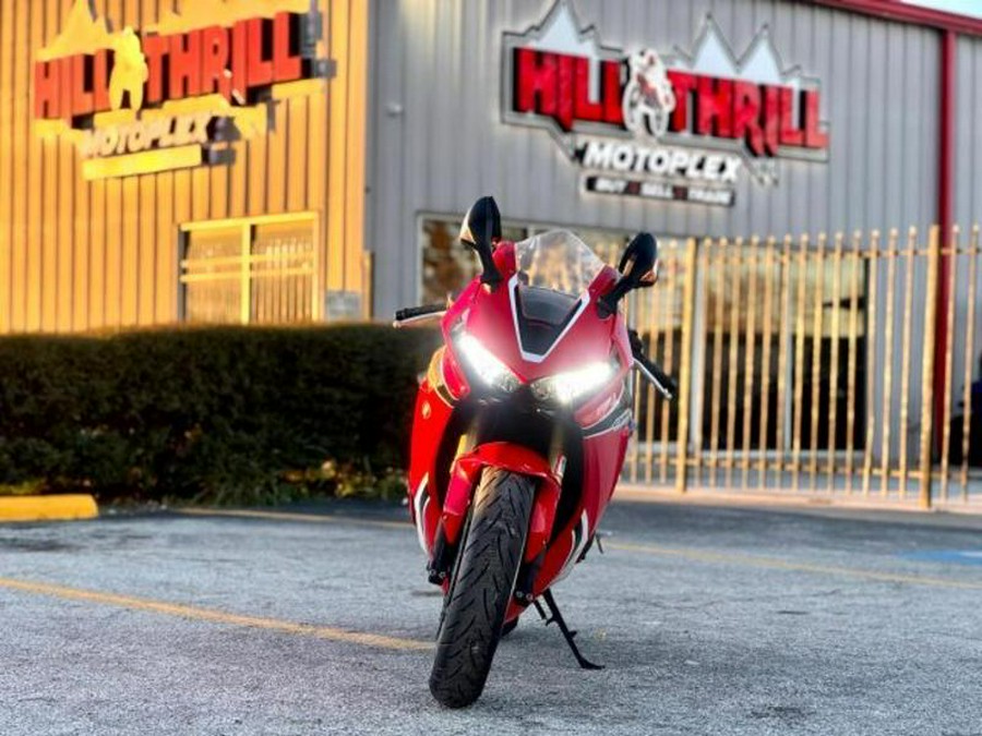 2017 Honda® CBR1000RRH