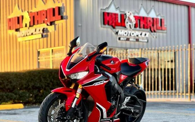 2017 Honda® CBR1000RRH