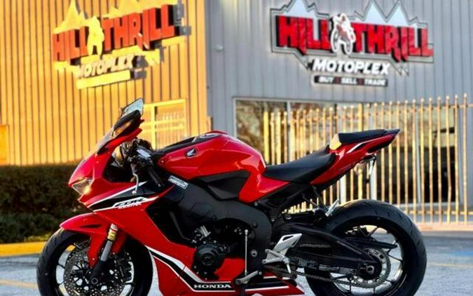 2017 Honda® CBR1000RRH