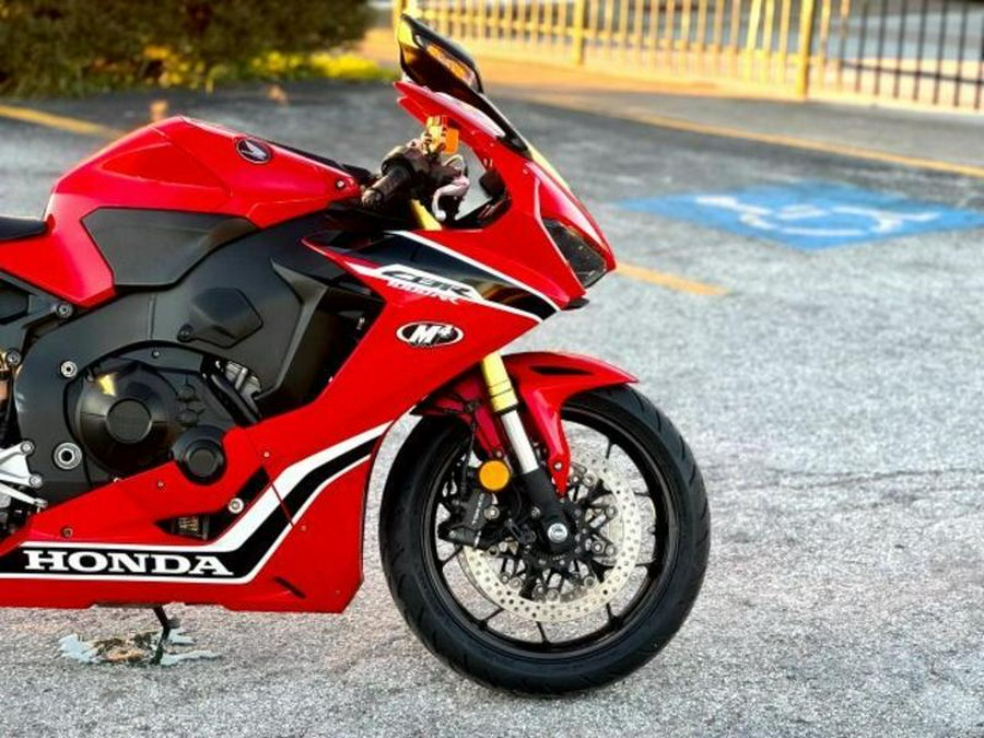 2017 Honda® CBR1000RRH