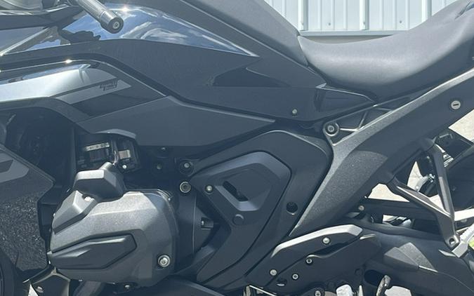 2026 BMW R 1300 RS