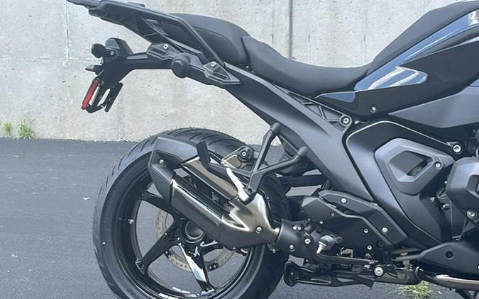 2026 BMW R 1300 RS