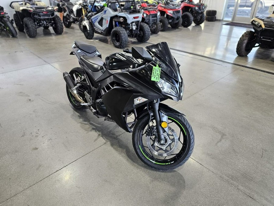 2017 Kawasaki Ninja® 300 ABS KRT Edition