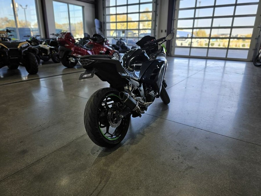 2017 Kawasaki Ninja® 300 ABS KRT Edition