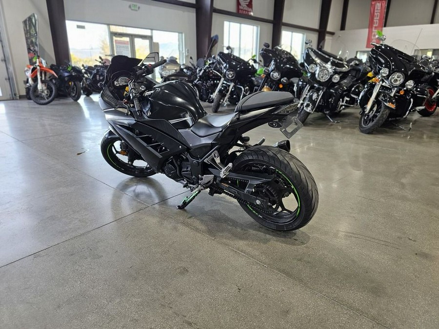 2017 Kawasaki Ninja® 300 ABS KRT Edition