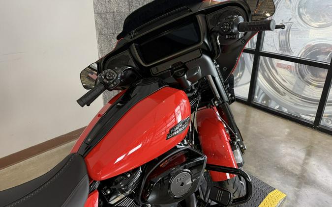 2026 Harley-Davidson® Street Glide® FLHX