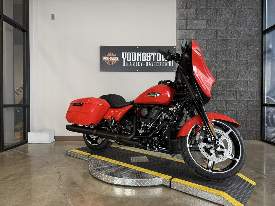 2026 Harley-Davidson® Street Glide® FLHX