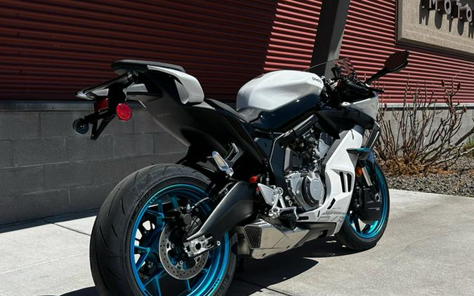 2026 CFMOTO SS 675