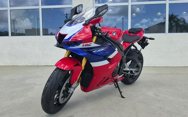 2027 Honda® CBR1000RR-R Fireblade SP