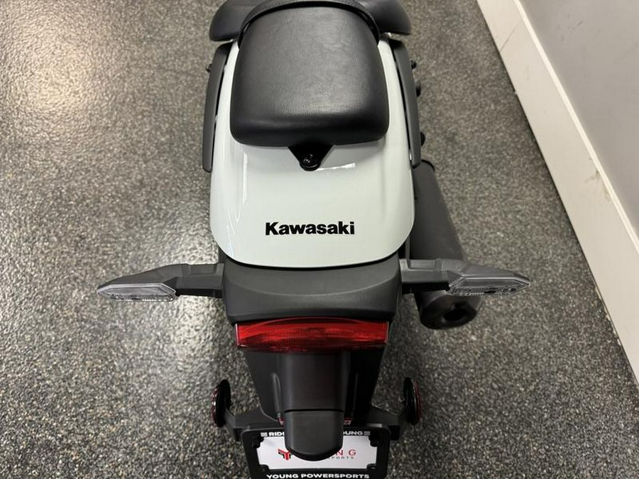 2024 Kawasaki Eliminator® Pearl Robotic White