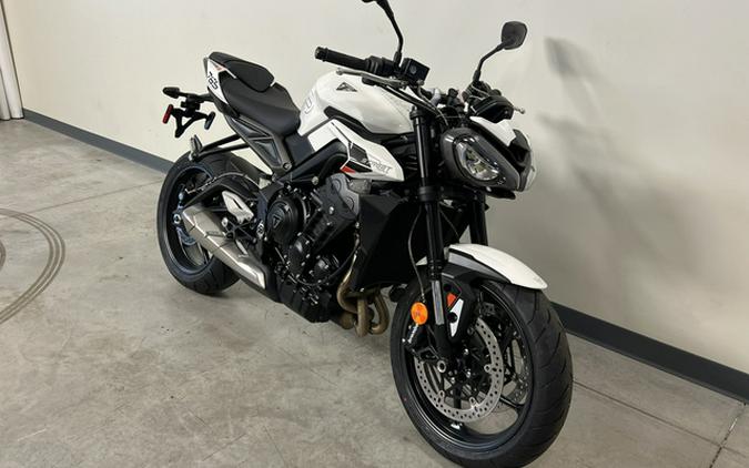 2025 Triumph Street Triple 765 R