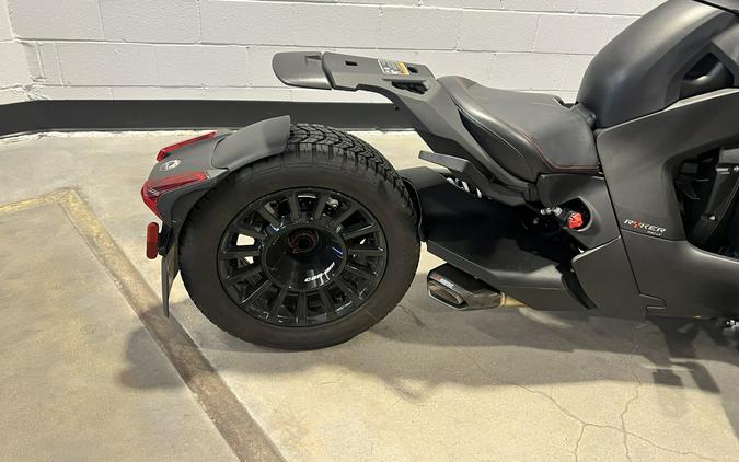 2023 Can-Am Ryker Rally 900 ACE™ Carbon Black