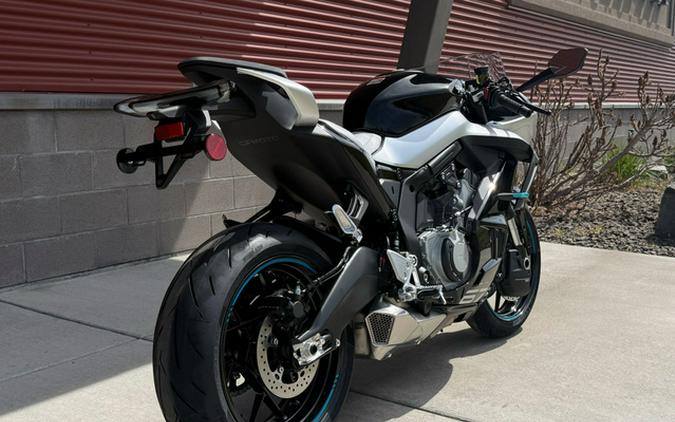 2026 CFMOTO SS 675