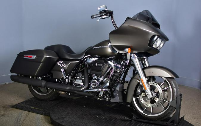2020 Harley-Davidson Road Glide River Rock Gray Denim
