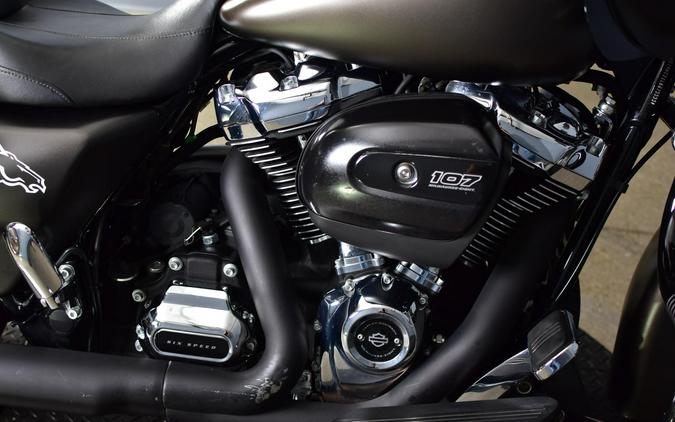 2020 Harley-Davidson Road Glide River Rock Gray Denim