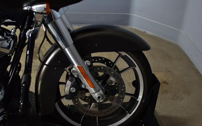 2020 Harley-Davidson Road Glide River Rock Gray Denim