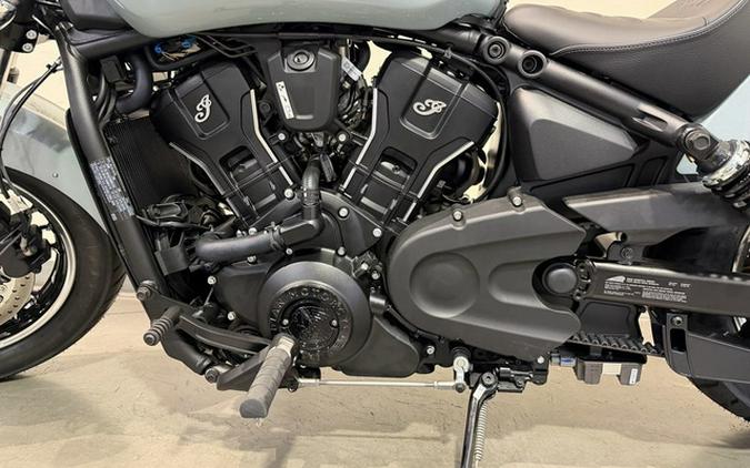 2025 Indian Scout Sixty Classic Limited Frost Silver