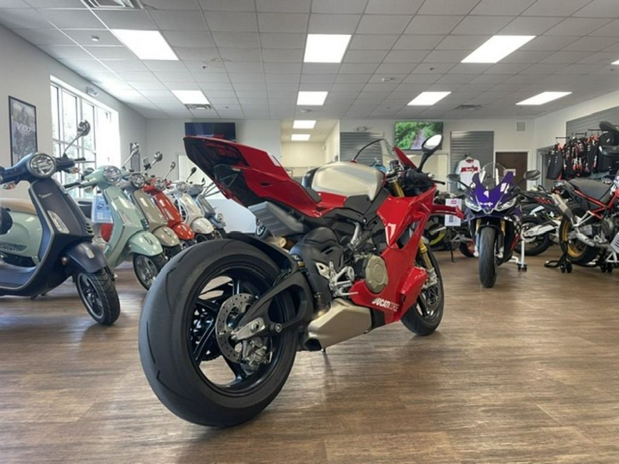 2026 Ducati Panigale V4 R