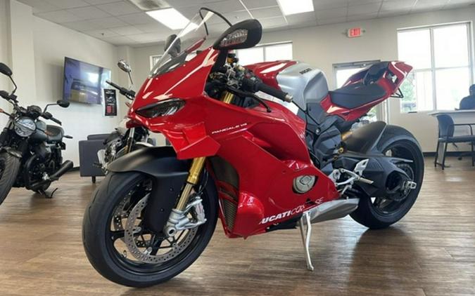 2026 Ducati Panigale V4 R