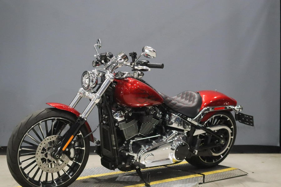 2025 Harley-Davidson Breakout Brilliant Red