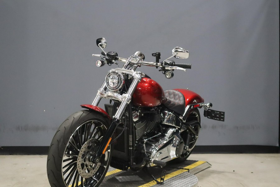 2025 Harley-Davidson Breakout Brilliant Red
