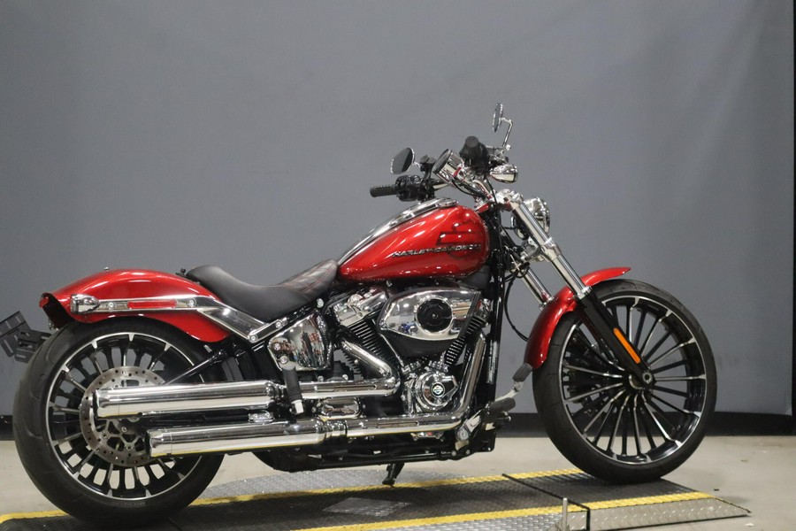 2025 Harley-Davidson Breakout Brilliant Red