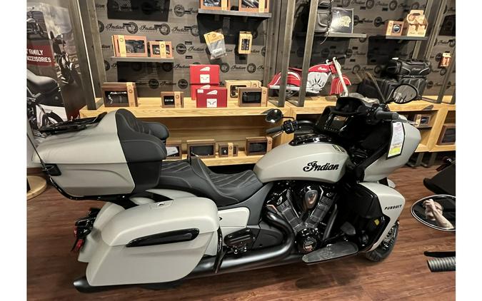 2023 Indian Motorcycle Indian Pursuit Dark Horse w/Premium Pkg - Color