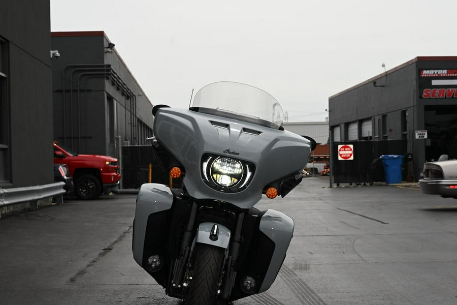 2025 Indian Motorcycle® Roadmaster® PowerPlus Dark Horse® 112 w/PowerBand Storm Gray