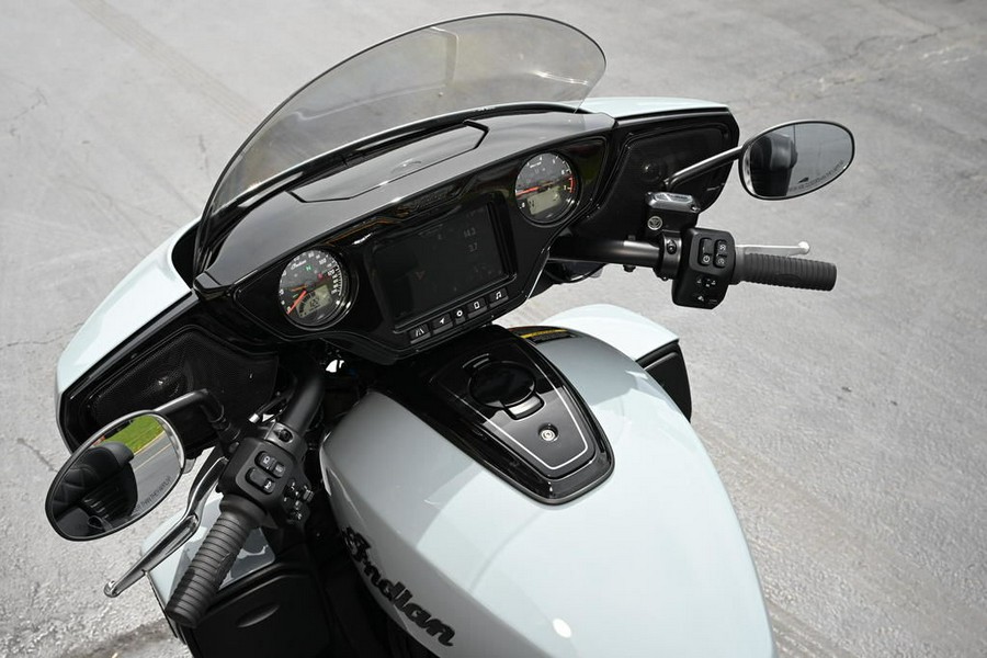 2025 Indian Motorcycle® Roadmaster® PowerPlus Dark Horse® 112 w/PowerBand Storm Gray