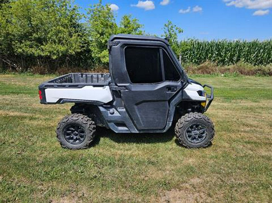 2021 Can-Am Defender Limited HD10