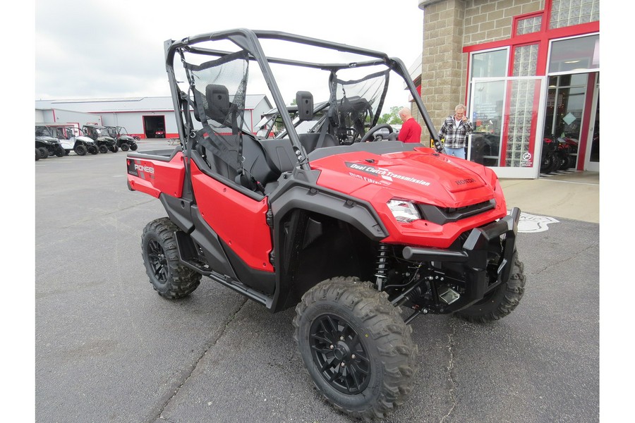 2025 Honda Pioneer 1000 Deluxe