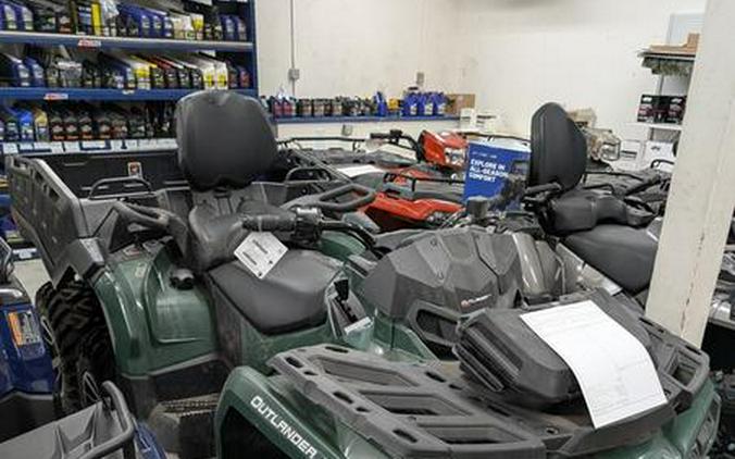 2025 Can-Am® Outlander MAX 6x6 DPS 650