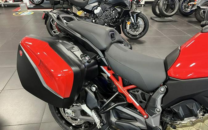 2026 Ducati Multistrada V4 S Travel & Radar Red
