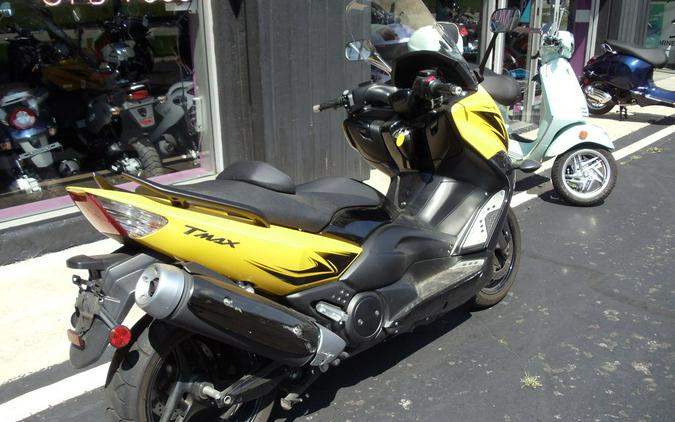 2009 Yamaha TMAX Cadmium Yellow