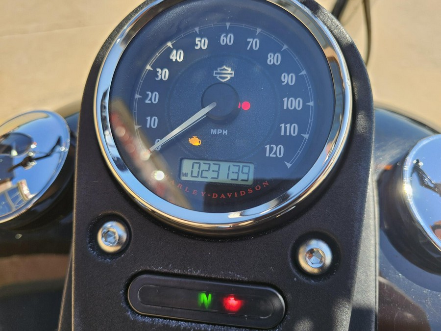 FXDB 2015 Street Bob