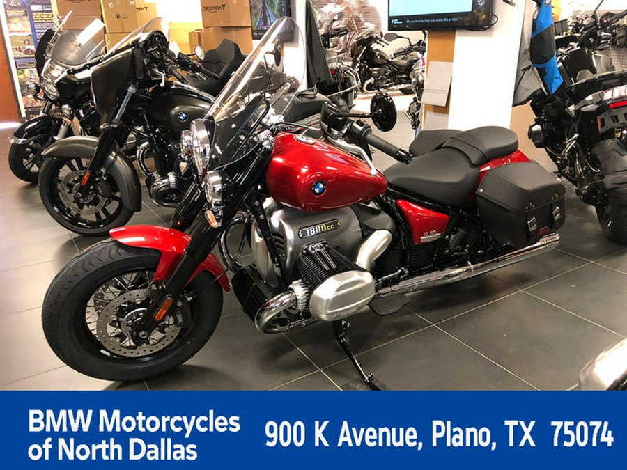 2022 BMW R 18 Classic Mars Red Metallic - DEMO