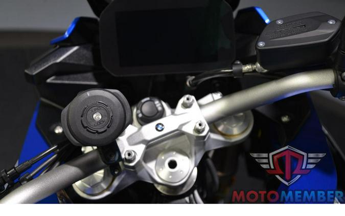 2023 BMW F 900XR
