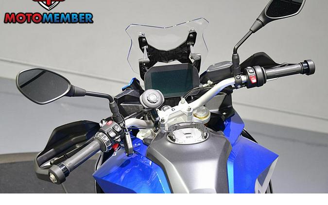 2023 BMW F 900XR