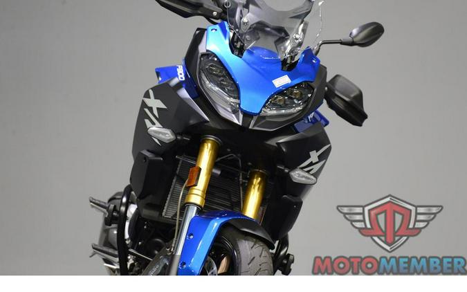 2023 BMW F 900XR