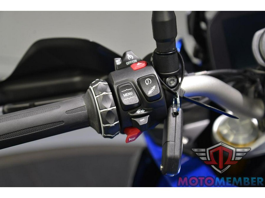 2023 BMW F 900XR