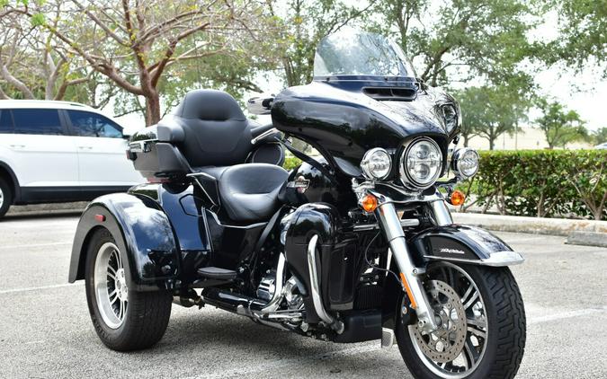 2024 Harley-Davidson Tri Glide Ultra FLHTCUTG