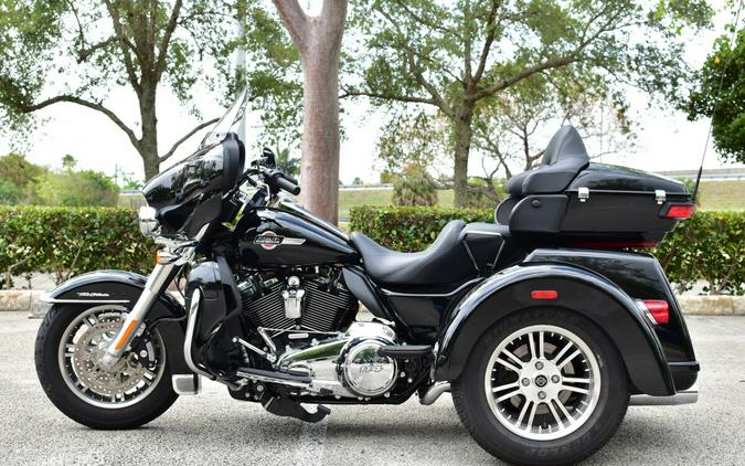 2024 Harley-Davidson Tri Glide Ultra FLHTCUTG