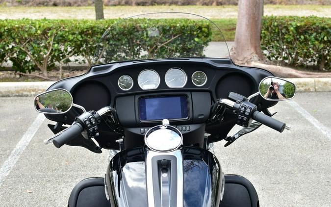 2024 Harley-Davidson Tri Glide Ultra FLHTCUTG