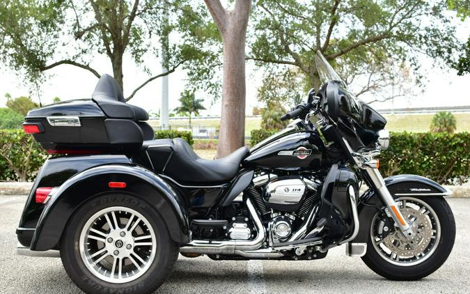 2024 Harley-Davidson Tri Glide Ultra FLHTCUTG