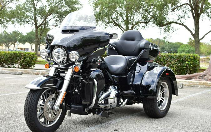 2024 Harley-Davidson Tri Glide Ultra FLHTCUTG