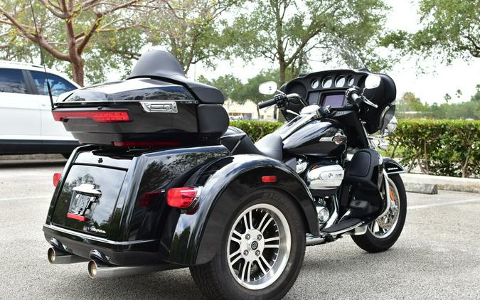 2024 Harley-Davidson Tri Glide Ultra FLHTCUTG