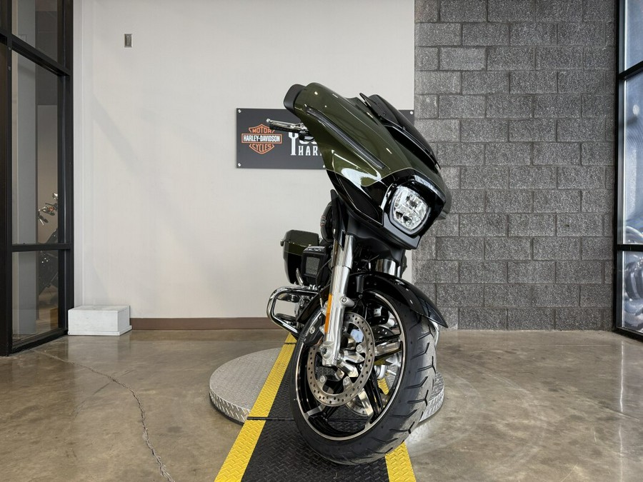 2026 Harley-Davidson® Street Glide® FLHX
