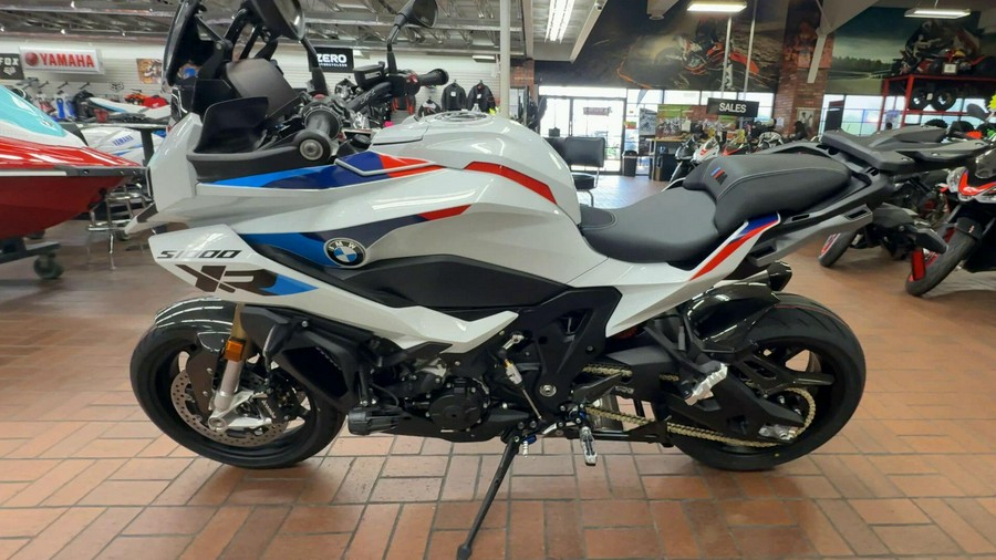 2026 BMW S 1000 XR